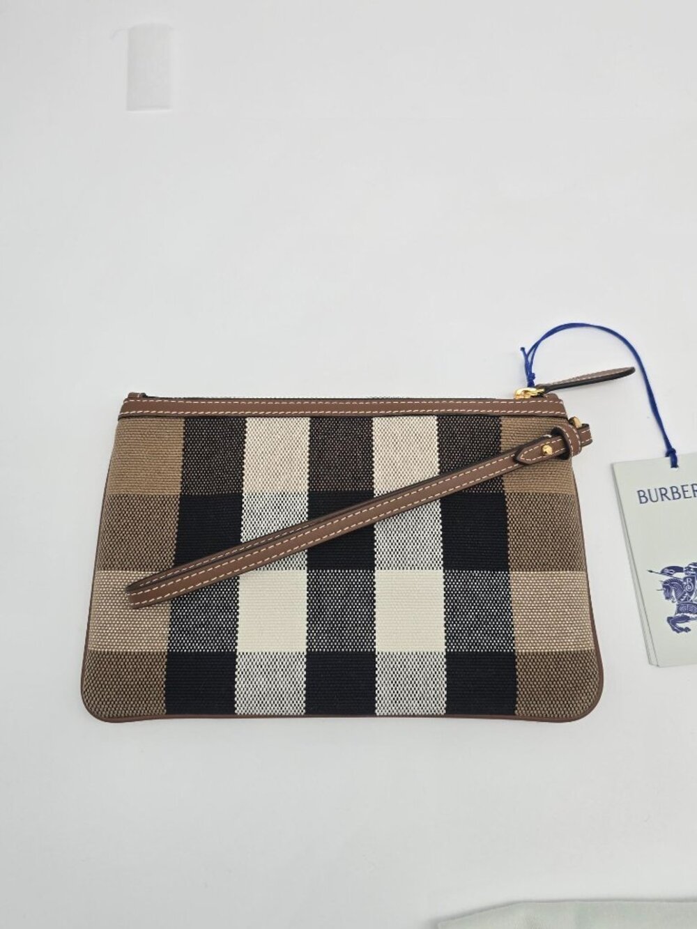 NWT Burberry House Check Canvas Wristlet - Picture 6 of 10